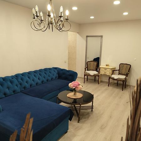 A. G. Central Apartaments โชเล ภายนอก รูปภาพ