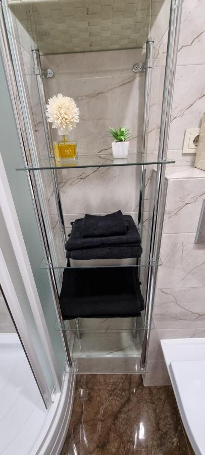 A. G. Central Apartaments โชเล ภายนอก รูปภาพ